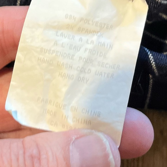 ESSUE – Navy and white pinstripe cold-shoulder top, size M. - Picture 3 of 6